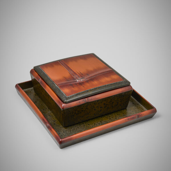 Lacquer box and tray of simulated bamboo by Hashimoto Ichizo